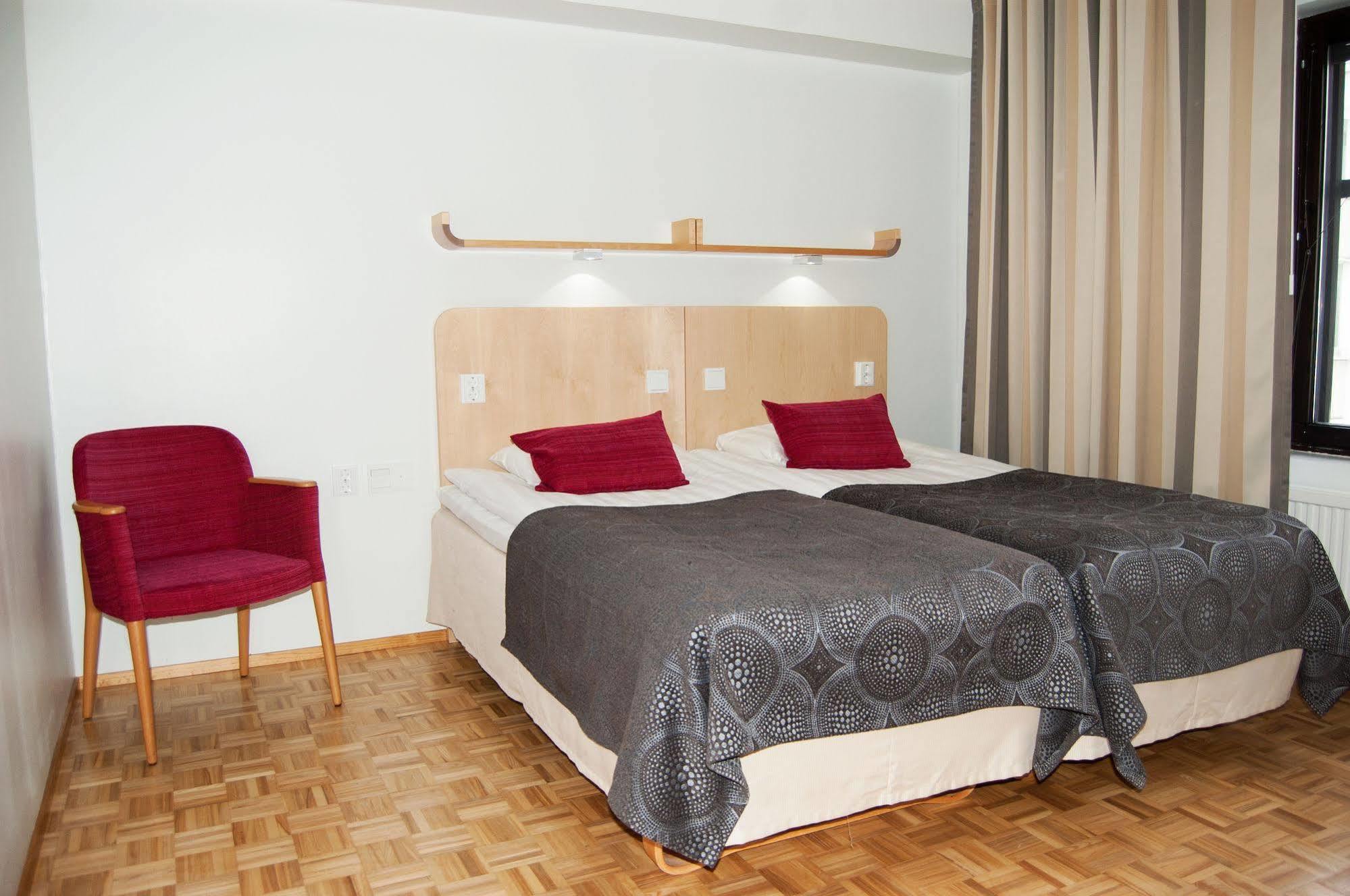 קופיו Hotel Jahtihovi מראה חיצוני תמונה