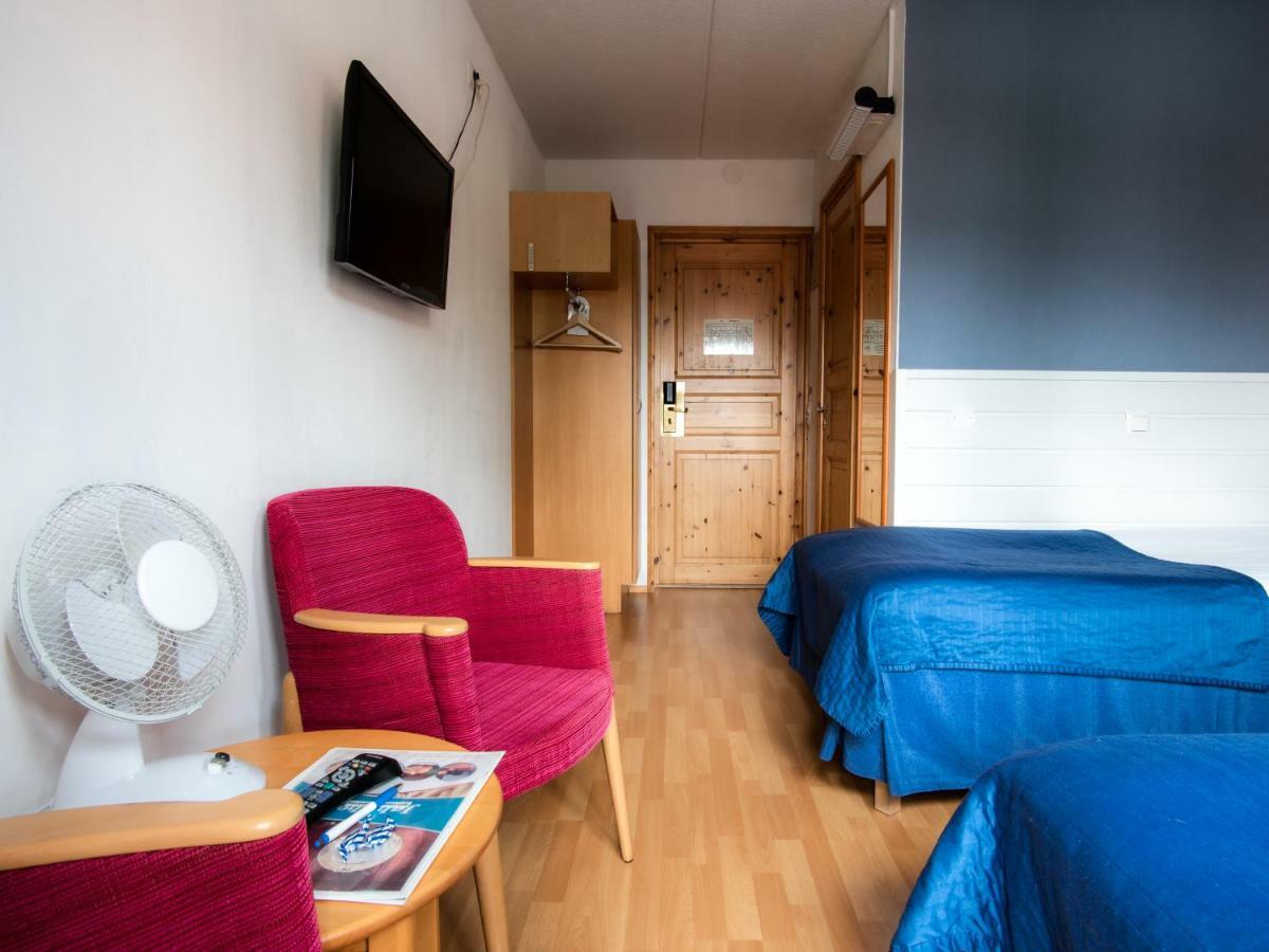 קופיו Hotel Jahtihovi מראה חיצוני תמונה