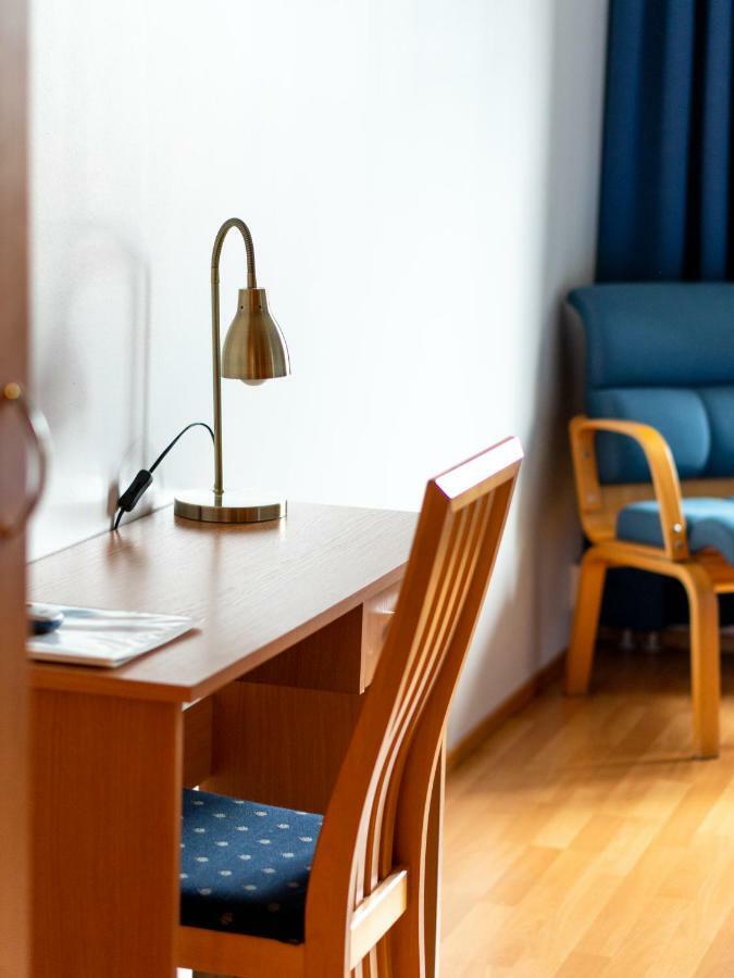 קופיו Hotel Jahtihovi מראה חיצוני תמונה