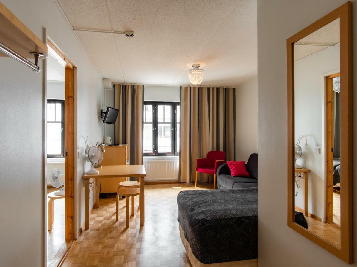 קופיו Hotel Jahtihovi מראה חיצוני תמונה